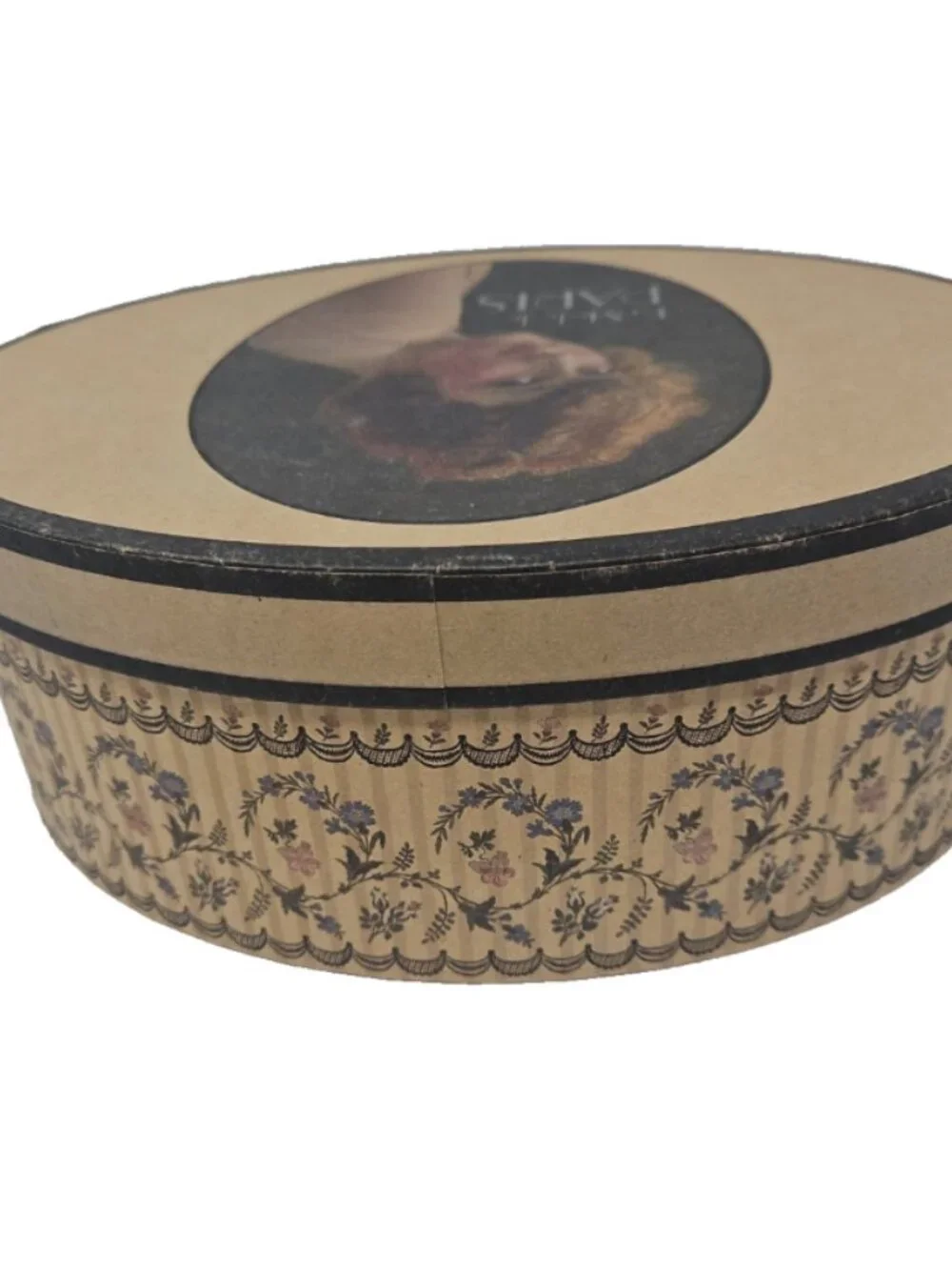 Vintage Lidded Wallpaper Hat Box La Mode de Paris Flapper Girl Millinery Rooms